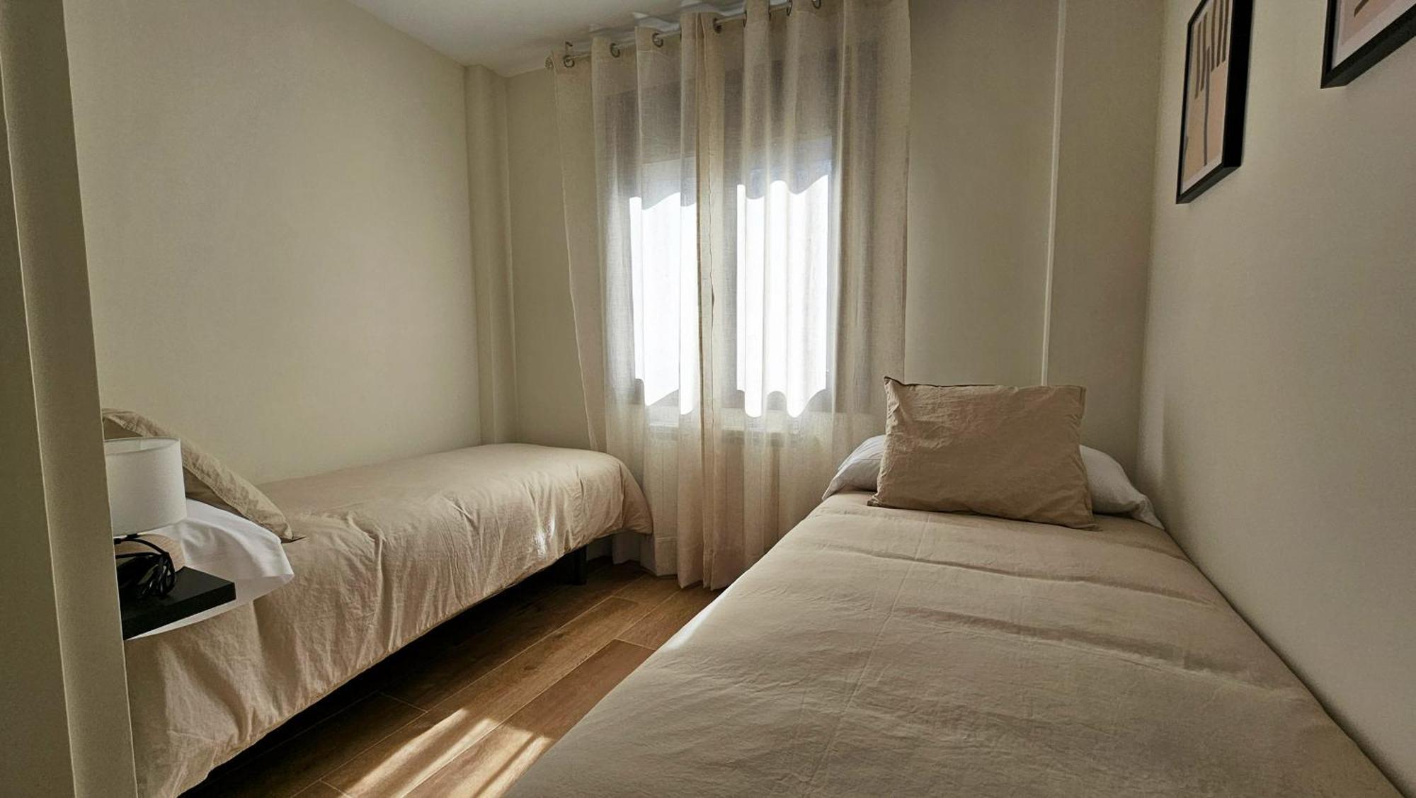Apartamentos La Florida Casalarreina Luaran gambar