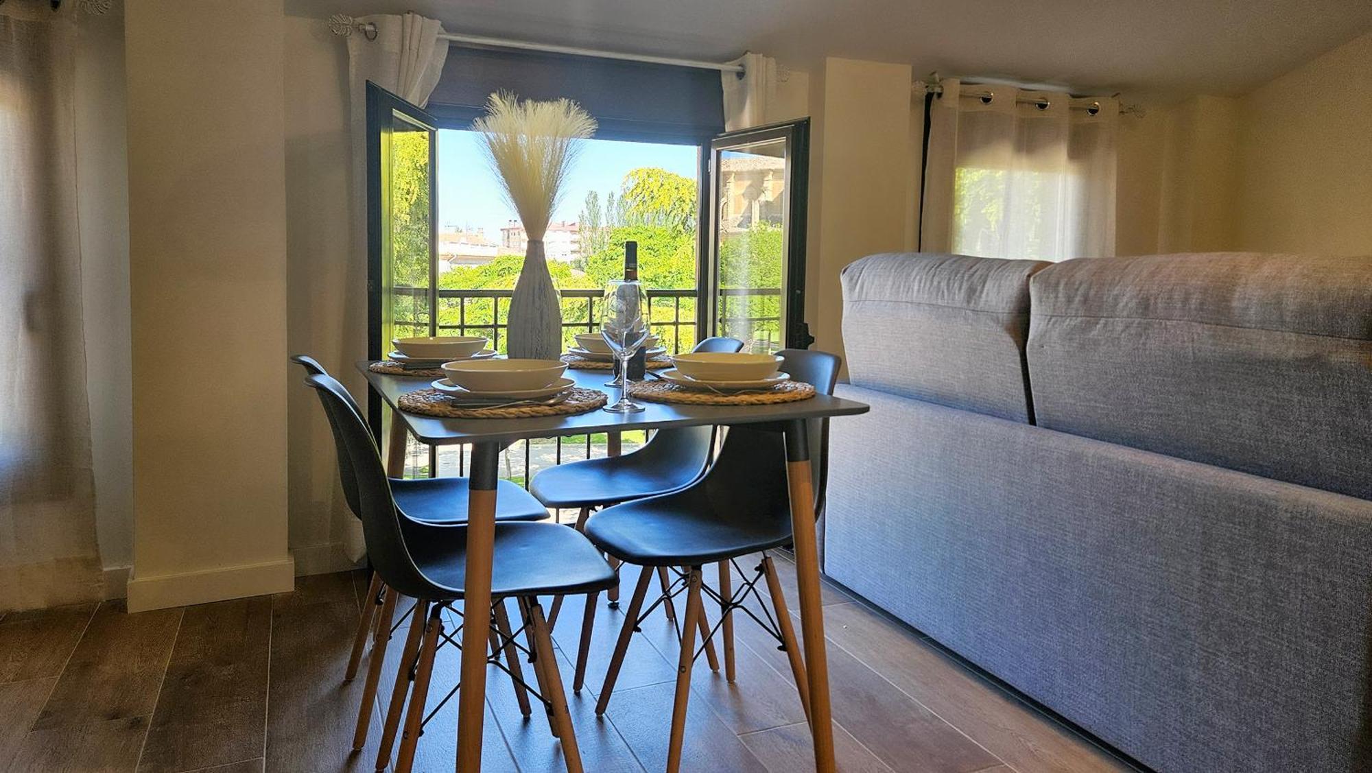 Apartamentos La Florida Casalarreina Luaran gambar